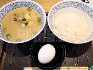 ステーキ重 くまき 神田店 丼豚汁とこだわり卵かけご飯