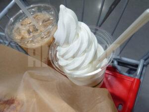 コストコホールセール 多摩境倉庫店 ラテ アイス 北海道ソフトクリーム