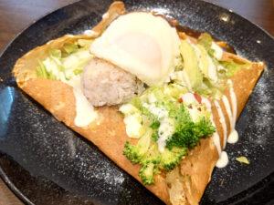 RADIANT CALM 自家製ハンバーグのロコモコクレープ