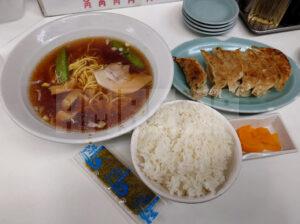 兆楽 道玄坂店 朝定食 ラーメン(餃子付)定食