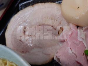 横浜家系 ラーメン田中 20周年限定ラーメン 中 厚切り太巻きチャーシュー