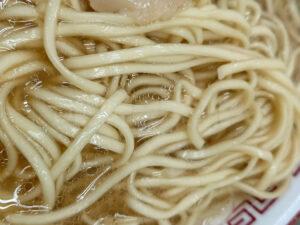 マルショーラーメン ヨドバシAkiba店 中華そば 平打ち気味中太麺