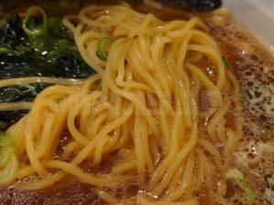 威風 -IFU- 秋葉原店 ベーコンエッグ醤油らーめん朝食 醤油らーめん ストレート中細麺