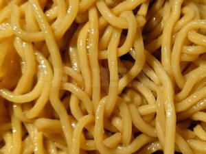 麺屋 風神雷神 油そば 大盛 三河屋製麺製 ちぢれ気味太麺