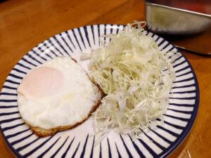 大衆食堂 てんぐ大ホール 八王子店 最強せんべろセット 目玉焼き＆キャベツ