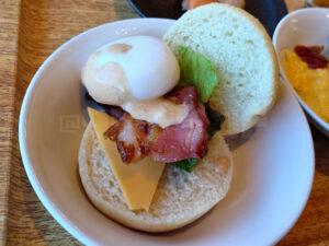 龍宮城ホテル三日月 富士見亭 バイキングレストランさくら セルフエッグベネディクト