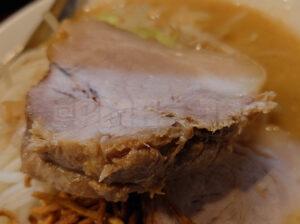 たま館 立川マシマシ 立川総本店 小すごい味噌ラーメン 豚