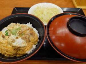 かつや 秋葉原店 ミニカツ丼セット・とん汁（大）