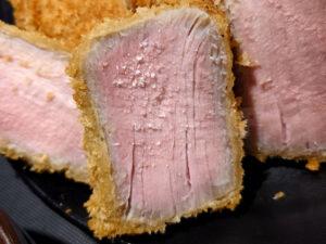  松のや 国産雪国育ち厚切りロースかつ＆極厚レアヒレかつ定食 極厚レアヒレかつ＆ピンク岩塩