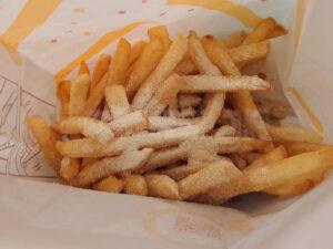 ザク切りポテト&肉厚ビーフ やみつきコンソメペッパーマヨ 満喫セット マックフライポテト ハッピーターン味シーズニング