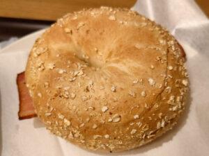 グランスタ東京 スターバックスコーヒー グランスタ東京B1店 ベーコンエッグチーズ ベーグルサンド