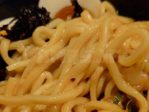 たま館 麺家 たっとび どこか家系を感じる まぜそば 酒井製麺製ちぢれ気味太麺