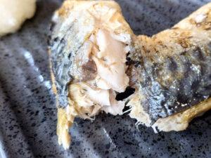 はま寿司 町田小山ヶ丘店 焼きさば（おろし添え） 身