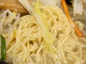 BLUE FRONT SHIBAURA 珉珉 BLUE FRONT SHIBAURA店 タンメン 若干ちぢれ気味な中細麺
