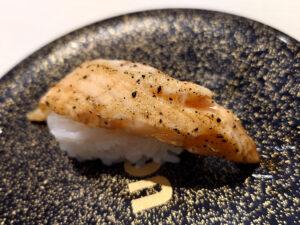 魚べい 多摩境店 大切りとろサーモンステーキ